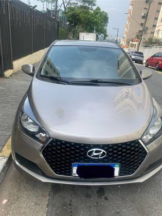 HYUNDAI HB20S 1.6 COMFORT PLUS 16V FLEX 4P AUTOMÁTICO